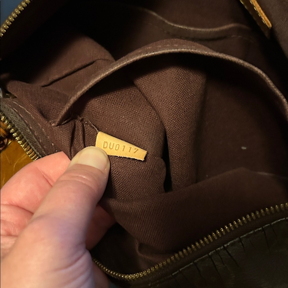 Louis Vuitton Brown Monogram Shoulder Bag - Picture 11 of 15